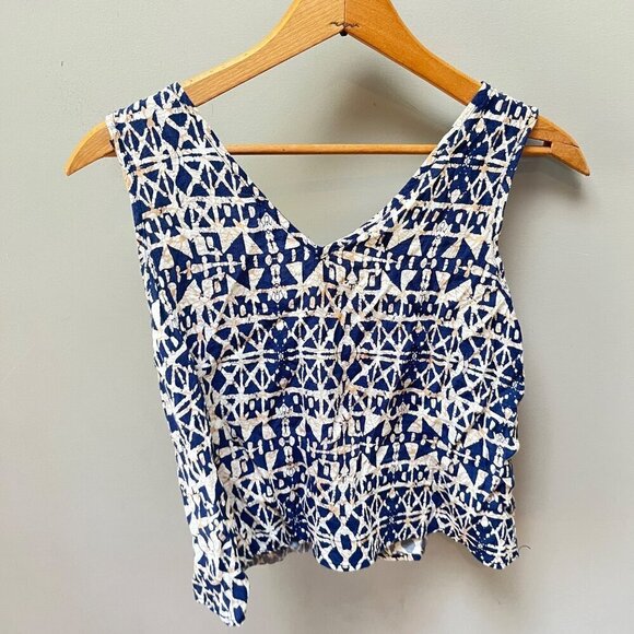 WAYF Blue geometric‎ print cropped tank top- Size S - Picture 4 of 4